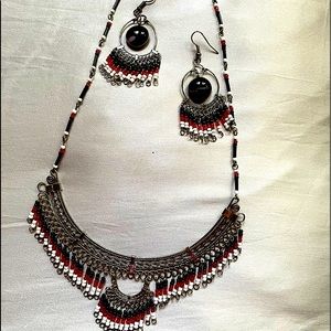 Necklace and earrings set